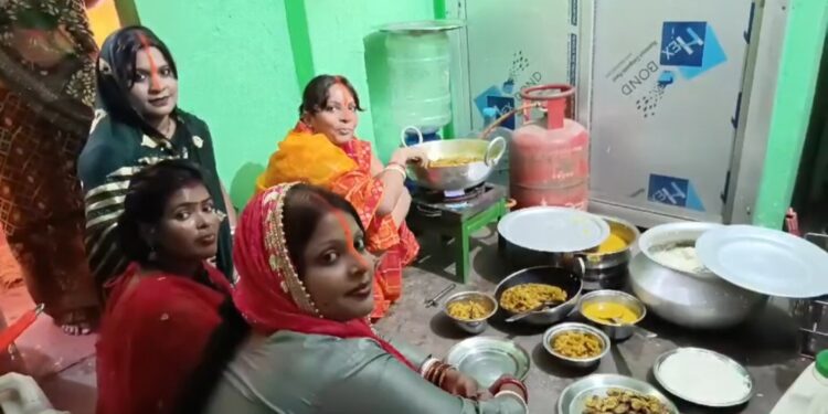 कोयलांचल में नहाय खाय के साथ लोक आस्था का महापर्व छठ शुरू, लोगों में उत्साह