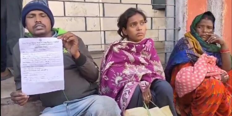 108 न्यूनेटल एम्बुलेंस में ऑक्सीजन की कमी के कारण 2 माह के नवजात की हुई मौत