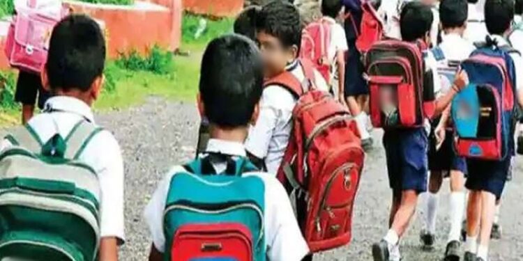 ठंढ के कारण स्कूल सुबह 10 बजे से दोपहर 2 बजे तक संचालित करने का निर्देश