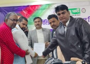 Dhanbad: मिशन एयरपोर्ट की टीम ने आजसू सुप्रीमो सुदेश महतो से मांगा समर्थन