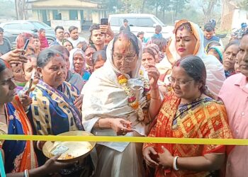 मुस्कान एक प्रयास संस्था का खुला कार्यालय, छम छम देवी किन्नर किया उद्घाटन
