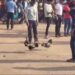 Dhanbad: मुर्गा लड़ाई के नाम पर लाखों रुपये की सटाबाजी, सटाबाजी स्थल में जमकर हुई मारपीट, स्थानीय पुलिस मामले में मौन