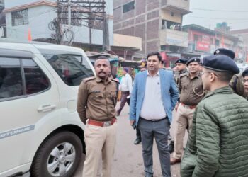 ईडी द्वारा हेमंत सोरेन को हिरासत में लिए जाने के बाद विधि व्यवस्था के मद्देनजर उपायुक्त एवं एसएसपी ने विभिन्न चौक-चौराहों समेत कई क्षेत्रों का लिया जायजा