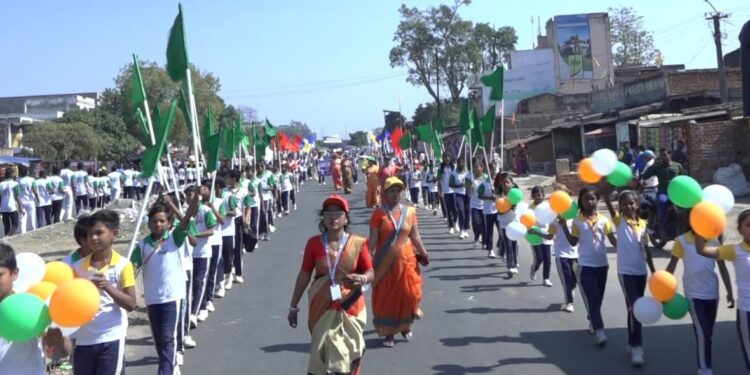 बर्ड्स गार्डन स्कूल ने निकाली भाव सद्भावना व जागरूकता रैली