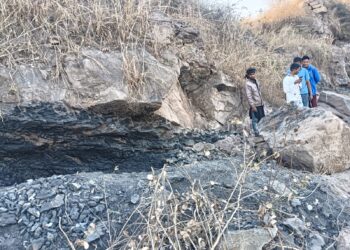 खदान के अवैध मुहाने का चाल धंसने से कोयला निकाल रही महिला की दबकर मौत