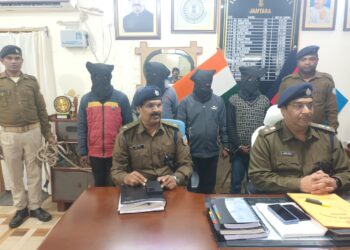 पुलिस ने 4 साइबर अपराधी को किया गिरफ्तार