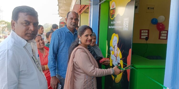 रॉयल वाइब्स अहसास कराएंगे हैदराबादी बिरयानी का स्वाद