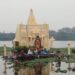 धनबाद में सरस्वती पूजा की धूम, शहर के पंपू तालाब में बनाया गया अयोध्या का राम मंदिर