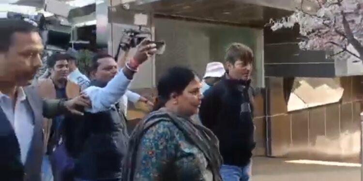 कांग्रेस के नाराज विधायक पहुंचे दिल्ली, बन्ना गुप्ता और बसंत सोरेन ने क्या कहा 