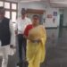 झरिया में आए दिन हो रही सड़क दुर्घटना से निजात के लिए रागिनी सिंह ने उपायुक्त को सौप ज्ञापन।