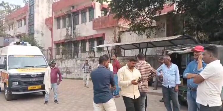 धनबाद के कुसुंडा TDR /2 मे कार्यरत पेलोडर ऑपरेटर की पेलोडर पलटने से मौत
