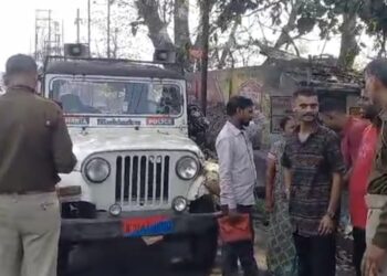 झरिया दुःखहरणी मंदिर के समीप अपराधियों ने रिटायर कर्मी से तीन लाख रूपये लूट कर हुआ फरार