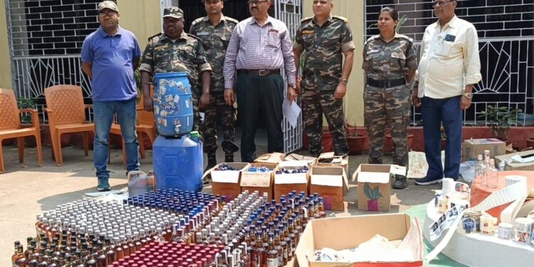 गोबिंदपुर थाना क्षेत्र से  20 पेटी अंग्रेजी शराब, 30 लीटर स्प्रिट बरामद