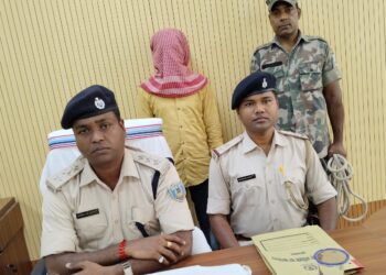 पूर्वी टुंडी थाना अंतर्गत ग्राम रक्षा दल के सदस्य की हत्या मामले में पुलिस ने एक और आरोपी को किया गिरफ्तार