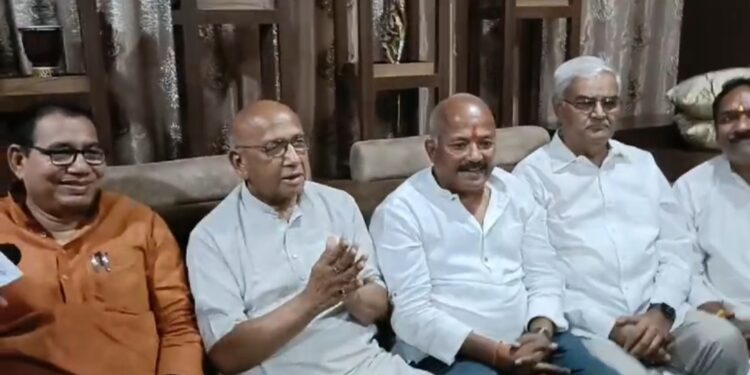 सरयू राय धनबाद लोकसभा से लड़ सकते है चुनाव, कहा ढुलू महतो पर 49 अपराधिक मामले है दर्ज