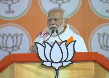प्रधानमंत्री नरेंद्र मोदी अपने दो दिवसीय दौरे पर पहुंचें चाईबासा, गीता कोड़ा के पक्ष में किए चुनावी सभा