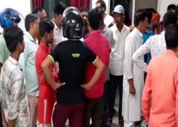 पलामू में चुनाव की पूर्व संध्या में बड़ा हादसा, कबाड़ी दुकान में विस्फोट, तीन बच्चे समेत चार की मौत, तीन गंभीर रूप से घायल