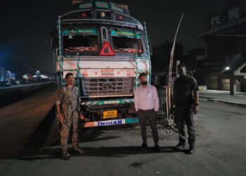 अवैध कोयला लोड तीन ट्रक को माइनिंग इंस्पेक्टर ने राजगंज थाना अंतर्गत से किया जब्त, मामला दर्ज