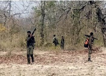 चाईबासा – खूंटी बॉर्डर पर पुलिस और नक्सलियों के बीच मुठभेड़, एक नक्सली के मारे जाने की खबर
