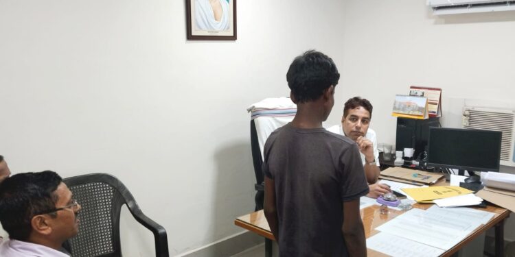 सीडब्ल्यूसी ने रेलवे स्टेशन परिसर से नशे के शिकार बच्चे का किया रेस्क्यू
