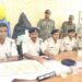 पुलिस के हत्थे चढ़े दो साइबर अपराधी, वारदात को अंजाम देते रंगे हाथ दबोचे गया, मौके से 9 मोबाइल फोन व दस्तावेज बरामद
