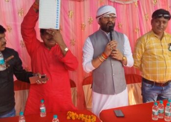 झरिया के बस्ताकोला में कांग्रेस प्रत्याशी के पक्ष में विधायक अनूप सिंह ने किया चुनावी सभा 