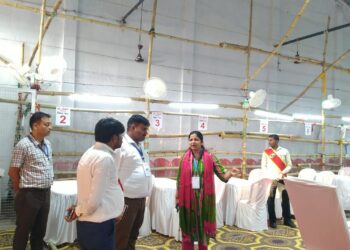 उपायुक्त ने किया मतगणना स्थल का निरीक्षण