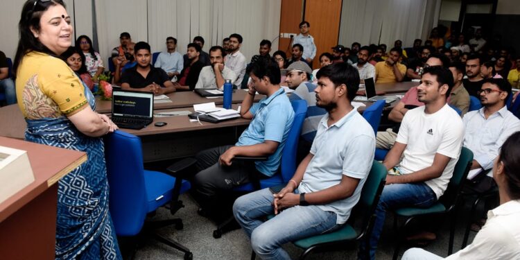 आईआईटी आईएसएम में इन पर्सन ओरिएंटेशन सेशन का हुआ आयोजन