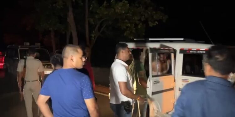 रानीगंज में सेनको गोल्ड ज्वेलरी में डाका डालने के बाद भाग रहे अपराधी को गिरिडीह पुलिस ने धर दबोचा