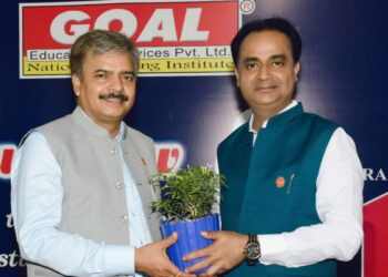 गोल के छात्रों ने जाना नीट / इंजिनियरिंग में सफलता का रहस्य