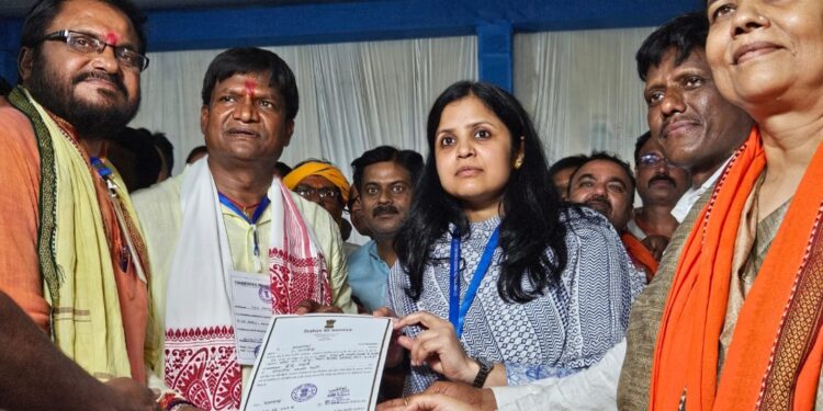 धनबाद लोकसभा सीट से भाजपा प्रत्याशी ढुल्लू महतो ने भारी बहुमत से किया जीत दर्ज