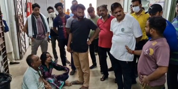 धनबाद लॉ कॉलेज के समीप युवक की गोली मारकर हत्या, पुलिस जांच में जुटी