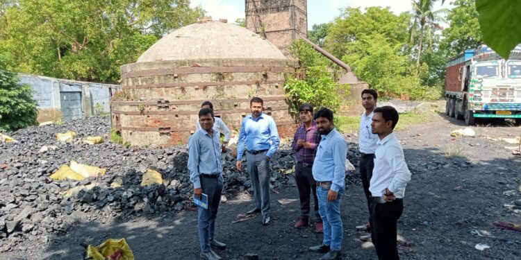 जिला खनन टास्क फोर्स ने छापेमारी कर करीब 200 टन अवैध कोयला किया गया जब्त