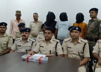 झरिया में तेज कार चलाने से मना करने पर गोली मारने मामले में पुलिस ने 3 आरोपियों किया गिरफ्तार