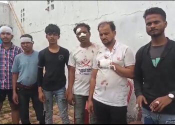 झरिया में दो मोहर्रम अखाड़ा दलों में जमकर हुई पत्थरबाजी, आधा दर्जन से अधिक लोग घायल