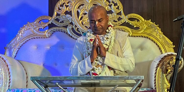 झारखंड इस्कॉन कमिटी के नाडू गोपाल प्रभु ने धनबाद कुसुम विहार में किए कथा एवं कीर्तन