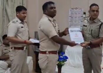 झारखण्ड में आगामी विधानसभा चुनाव को लेकर बंगाल व झारखंड के वरीय पुलिस अधिकारियों की बैठक।