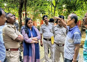 डीसी व एसएसपी ने संयुक्त रूप से धनबाद व्यवहार न्यायालय परिसर में सुरक्षा व्यवस्था का लिया जायजा,दिए गए कई दिशा निर्देश
