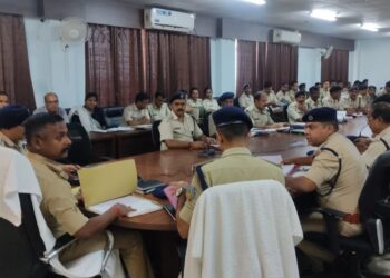 क्राइम मीटिंग में एसएसपी ने दुर्गा पूजा को लेकर दिए विशेष दिशा निर्देश