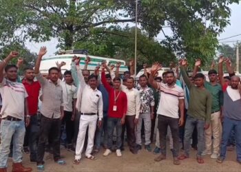 108 एंबुलेंस चालक और कर्मियों की हड़ताल हुआ खत्म,मिला वेतन