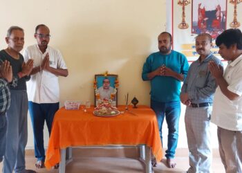 श्रमिक नेता स्व.आरके प्रसाद की लालमणि वृद्धाश्रम में मनी तीसरी पुण्यतिथि