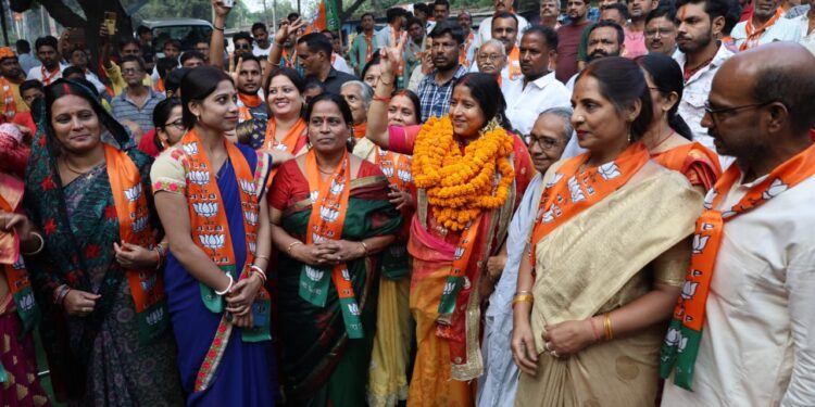 झरिया के स्थानीय युवाओं को नौकरी दिलाना पहली प्राथमिकता : रागिनी सिंह