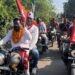 सिंदरी से इंडिया गठबंधन प्रत्याशी चंद्रदेव महतो की बाइक रैली,किया क्षेत्र का किया दौरा
