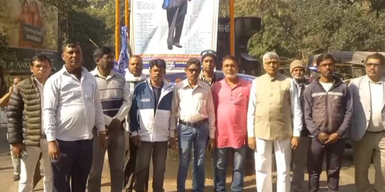 बसपा ने मनाया बाबा साहब डॉ. भीमराव अंबेडकर का 69 वां महापरिनिर्वाण दिवस