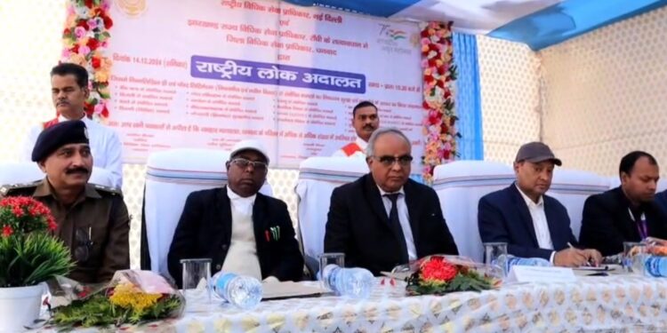 नेशनल लोक अदालत में शुरूआती चार घंटे में 12 अरब रूपए की रिकवरी