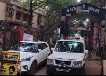 मंडल कारा का औचक निरीक्षण, जिला जज, डीसी, एसएसपी रहे मौजूद