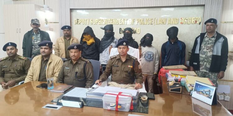 ट्रक चालक – खलासी पर फायरिंग मामले का खुलासा, हथियार के साथ आरोपी गिरफ्तार
