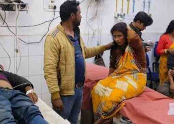 5 इंच जमीन विवाद में दो पक्ष भिड़े,जमकर मारपीट,आधा दर्जन लोग घायल