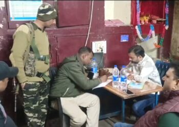 रेलवे ठेकेदार पर जानलेवा हमला, व्हाट्सऐप कॉल करके मांगी गई थी रंगदारी