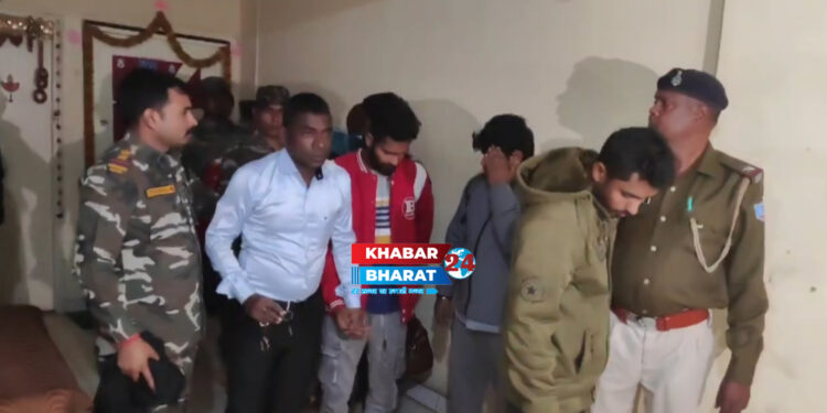 साइबर पुलिस ने 6 अपराधियों को अपार्टमेंट से रंगे हाथ दबोच। लोन के नाम पर कर रहे थे ठगी।